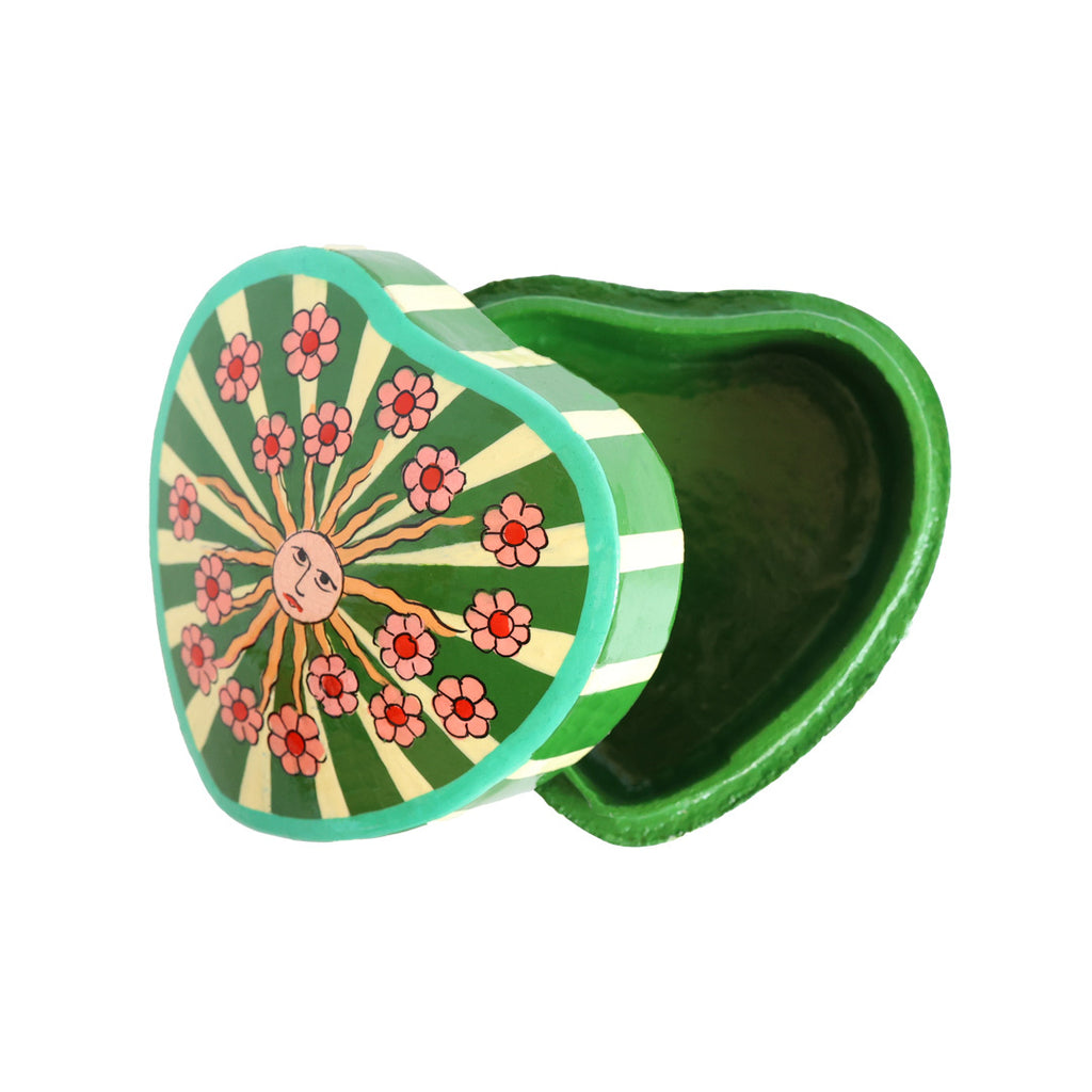 Heartshaped Box with Eyes green