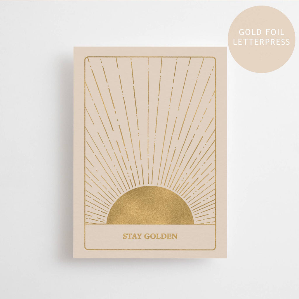 Cartolina con stampa a rilievo e foglia oro "STAY GOLDEN"